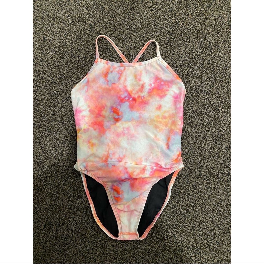 Jolyn Tie-Dye Jackson Onesie Size 30